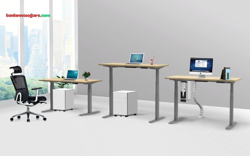Có nên đầu tư bàn làm việc với nhiều tiện ích, tính năng vượt trội không?