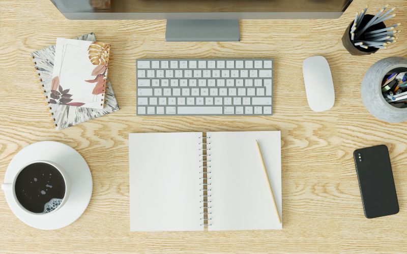 Bàn làm việc ngăn nắp giúp tiết kiệm thời gian