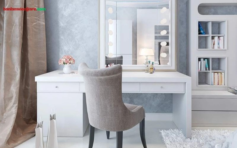 Bàn làm việc kết hợp bàn trang điểm tiện dụng
