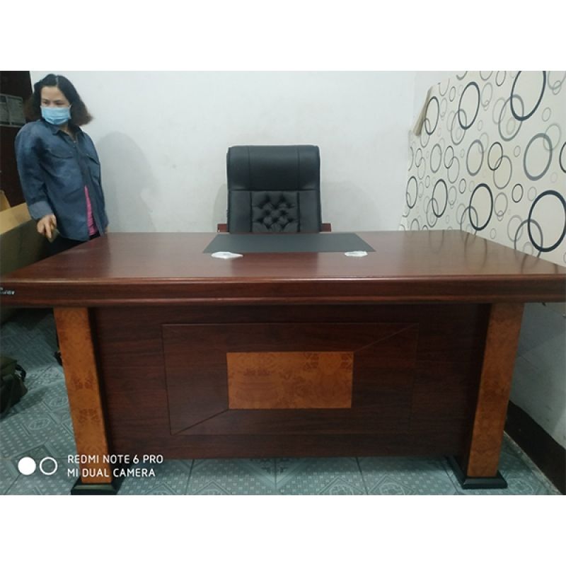ban-giam-doc-dt1680h37-2 Hình ảnh thực tế của bàn DT1680H37