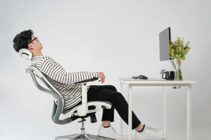 Chọn ghế có kích thước và trọng tải phù hợp với người dùng 